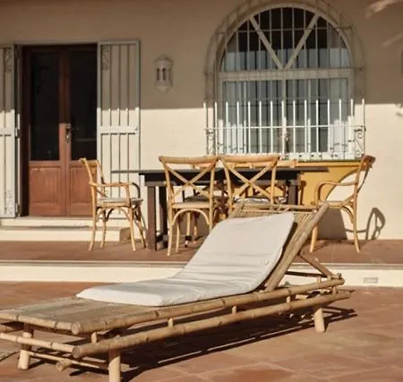 Bolonia Campus Apartment *